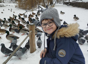 Mamy pusto w brzuszku dajcie nam okruszków