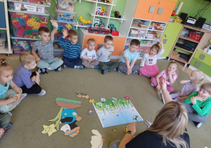 Wspólne tworzenie obrazka przedstawiającego majową łąkę