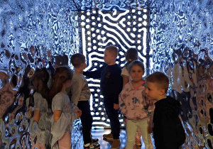 Dzieci w Centrum Nauki Kopernik