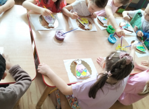 Prezenty dla rodziców z okazji Dnia mamy i taty z cukiernią ,,Ozdowscy,,