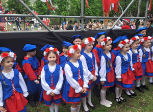 Tańce narodowe - miejskie obchody Święta Konstytucji 3 Maja