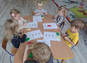 Zajęcia plastyczne – sygnalizator świetlny