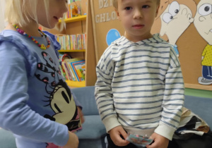 Wręczanie upominku