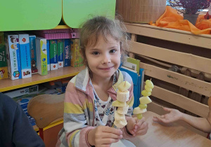 Przystępujemy do konsumpcji wykonanych szaszłyków