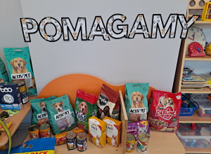 Przekazanie darów dla schroniska