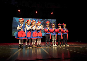 Zespół "Motylki na scenie"