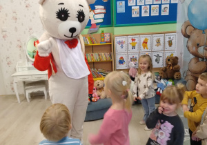 Zabawy taneczne z Misiem