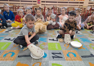 Zabawy w Dniu Pluszowego Misia