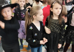 Wspólne zabawy wszystkich grup