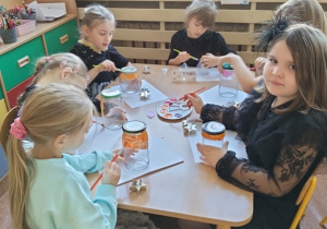 Zajęcia plastyczne " Andrzejkowe lampiony"