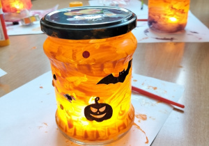 Zajęcia plastyczne " Andrzejkowe lampiony"