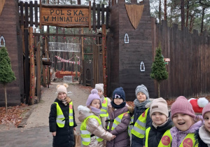 Przejście po parku "Miniatur Polski"
