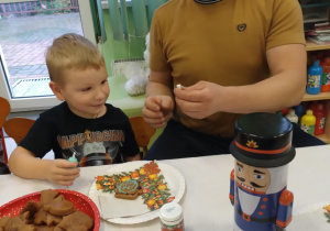 Dekorowanie pierniczków