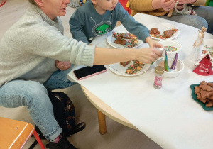 Dekorowanie pierniczków