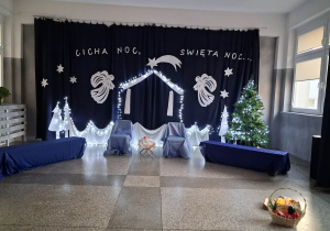 Dekoracja przygotowana na występ dzieci