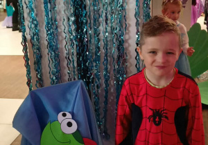 Karnawałowa zabawa w klimacie morskich fal