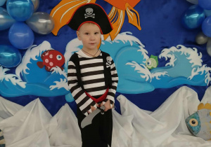 Karnawałowa zabawa w klimacie morskich fal