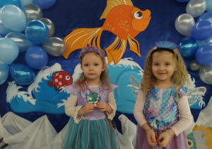 Karnawałowa zabawa w klimacie morskich fal