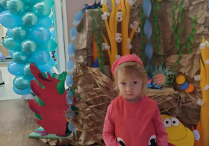 Karnawałowa zabawa w klimacie morskich fal