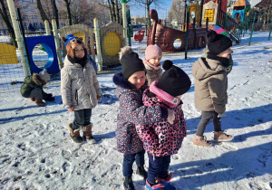 Zabawy ruchowe w ogrodzie przedszkolym