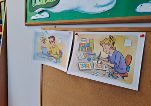 Dwa obrazki na tablicy