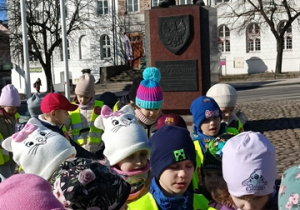 Zwiedzanie pomnika Józefa Piłsudskiego