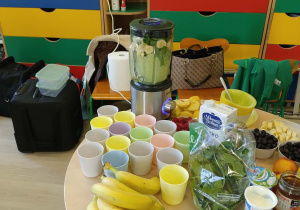 Robienie koktajlu owocowo - warzywnego