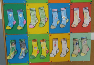 Prace dzieci - kolorowe skarpetki