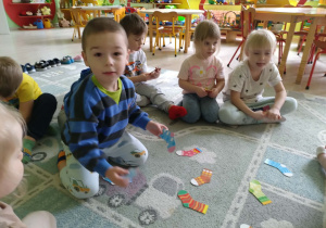 Szukanie do pary skarpetek