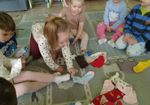 Szukanie do pary - skarpetek