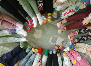 Dzień kolorowej skarpetki