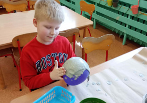 Poznajemy świat wszystkimi zmysłami!