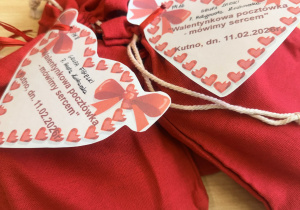 Jednorazowa akcja logopedyczna "Walentynkowa pocztówka - mówimy sercem"