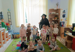 odwiedziny czarownicy