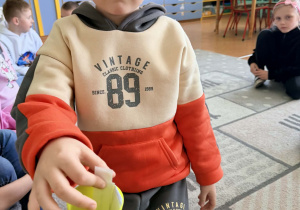 "N jak naśladowanie"