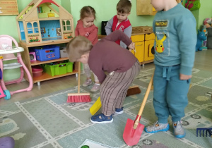 Zapoznanie ze sprzętem ogrodowym