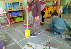Zapoznanie ze sprzętem ogrodowym