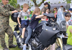 Wycieczka do jednostki wojskowej
