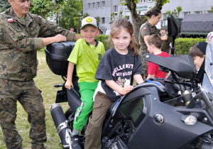 Wycieczka do jednostki wojskowej
