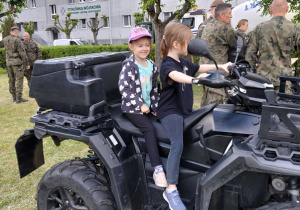 Wycieczka do jednostki wojskowej
