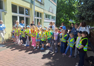 Wręczanie nagród, dyplomów i podziękowań