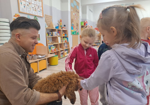 Wyjątkowy gość w grupie „Pszczółki