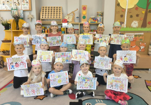 Grupa "Pszczółki" prezentuje swoje prace