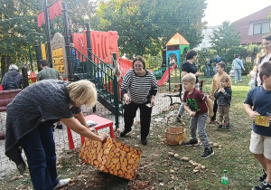 Konkurencja "Rzut ziemniakiem"